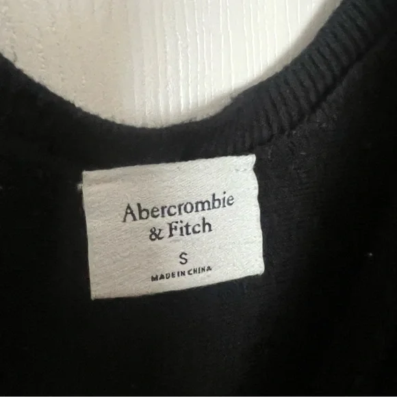 Abercrombie & Fitch Ribbed Knit Scoop Neck Sleeveless Bodysuit Black Size Small - Picture 6 of 9